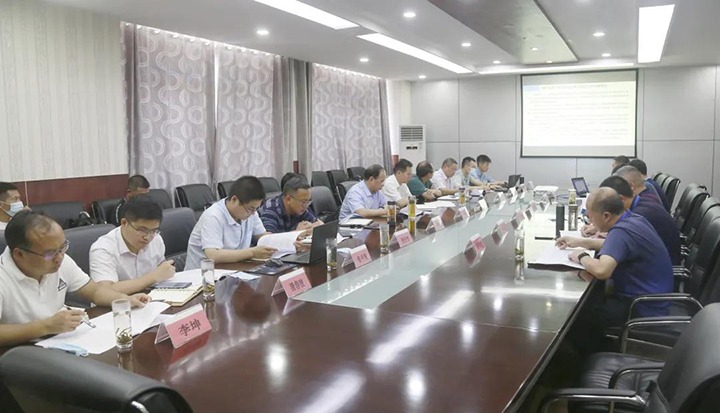 云南煤矿安监局党组成员、纪检组长姜周林到威信煤炭观音山煤矿一井调研复工复产安全生产工作