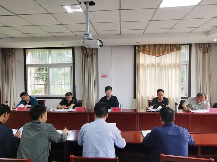 【简讯】省能源局煤炭处一级调研员李国华一行赴四角地煤矿检查指导工作、曲煤焦化公司开展“七一”活动、镇雄煤业开展庆“七一”活动