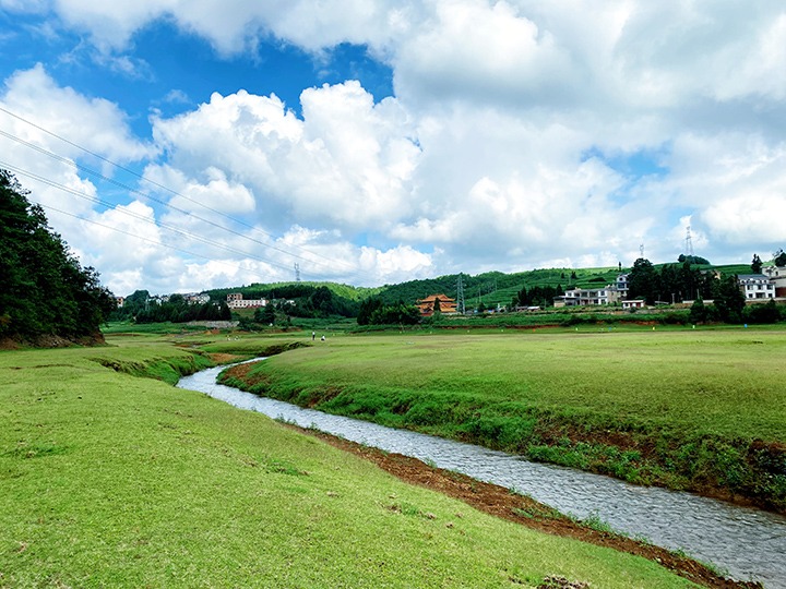 带你走进兴发娱乐·(中国游)最新官方网站集团的“阿勒泰”